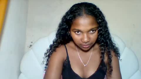 mia_lunah online show from 08.01.26