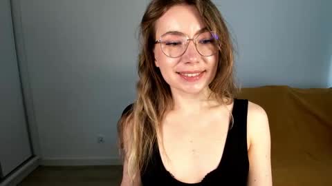 Mia online show from 05.03.26