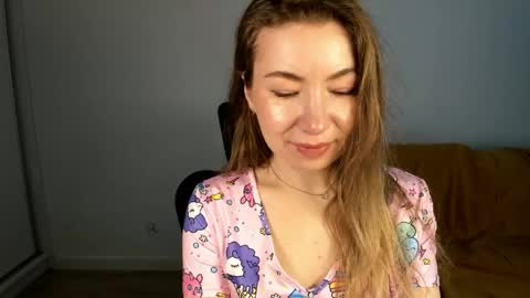 Mia online show from 05.22.26