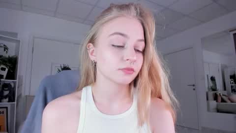 Mia here Appreciate your support online show from 02.06.26