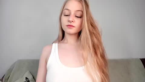 Mia here Appreciate your support online show from 05.10.26