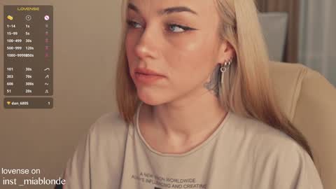 mia_milagros online show from 01.12.25