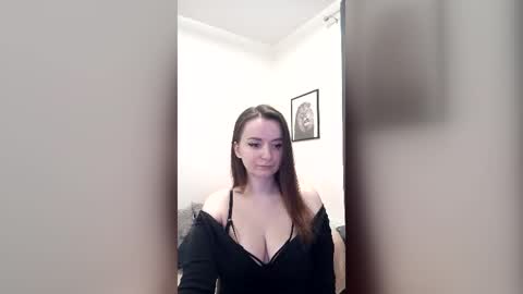 Mia online show from 06.29.26