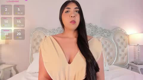 Mia online show from 03.17.26