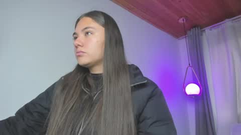 Snapshot of mia_nevaeh chatting on 08.09.26 Mia Nevaeh - follow me online show from 08.09.26