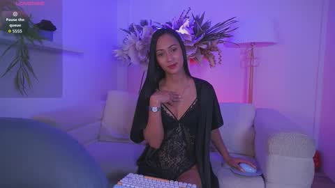Mia online show from 03.22.26