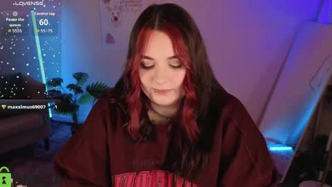 Mia online show from 04.24.26