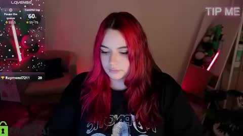 Snapshot of mia_r0ss chatting on 07.29.26 Mia online show from 07.29.26