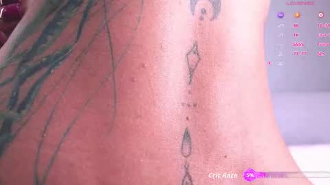 Mia Reeves online show from 11.26.25