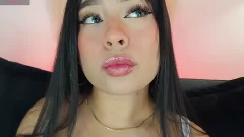 Mia online show from 07.16.26