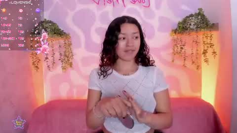 Mia . online show from 08.03.26