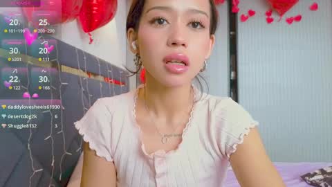 Snapshot of mia_sirenia chatting on 02.13.25 Mia online show from 02.13.25