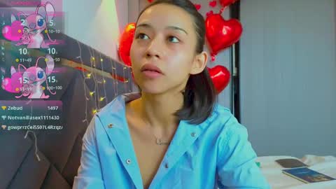 Snapshot of mia_sirenia chatting on 02.17.25 Mia online show from 02.17.25