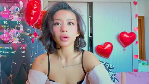 Snapshot of mia_sirenia chatting on 02.23.25 Mia online show from 02.23.25