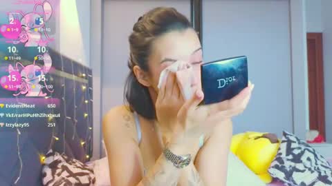 Snapshot of mia_sirenia chatting on 03.07.25 Mia online show from 03.07.25