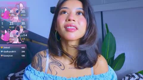 Snapshot of mia_sirenia chatting on 09.28.25 Mia online show from 09.28.25