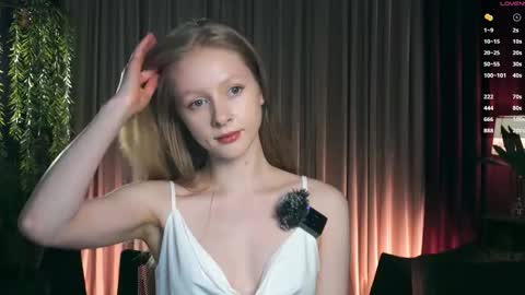 Mia online show from 12.20.25