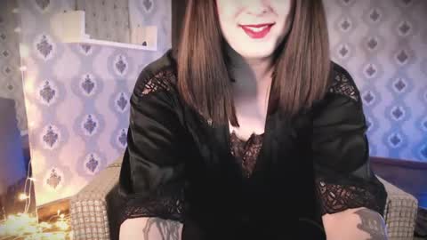 mia_wallase online show from 04.29.26