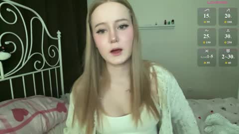 mia_wellis online show from 04.23.26