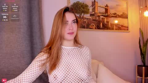 Snapshot of mia_white11 chatting on 12.13.24 Mia White online show from 12.13.24