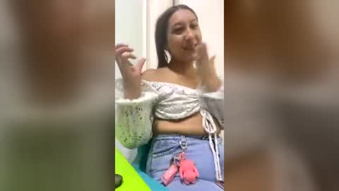Snapshot of miaa_scott chatting on 07.06.26 online show from 07.06.26