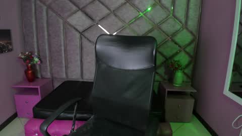 Miaa online show from 09.13.25