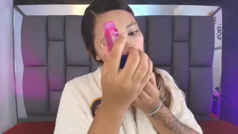 Mia online show from 03.09.26