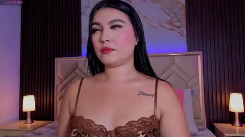 Snapshot of miaafarrel chatting on 06.27.26 Miaa Farrel online show from 06.27.26