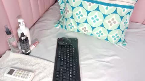 miaaffox online show from 03.03.26