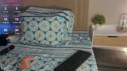 miaaffox online show from 03.09.26