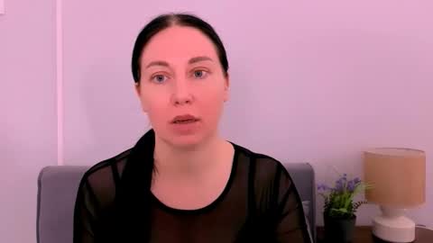 Mia online show from 05.02.26