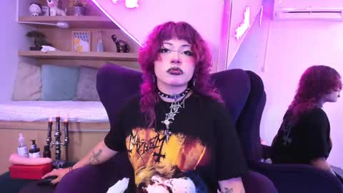 Snapshot of miaamane chatting on 03.07.25 Mia online show from 03.07.25