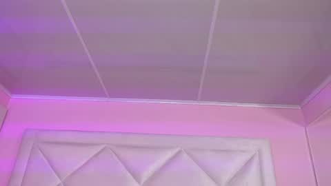 Alexandra online show from 10.25.25