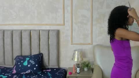 Miaasummer online show from 02.25.26