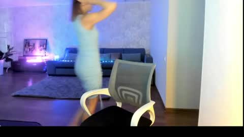 Mia online show from 07.23.26