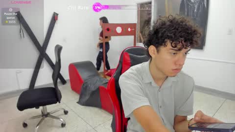 Mia and Max online show from 03.06.26