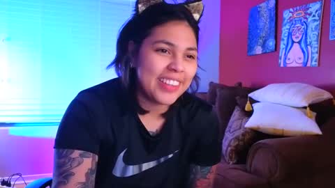 Snapshot of miacanela_xo chatting on 12.04.24 Mia online show from 12.04.24