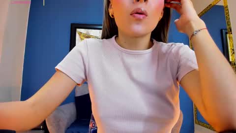 Snapshot of miacarperrlux chatting on 02.22.25 MiaCarper online show from 02.22.25