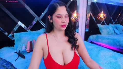 Mia online show from 05.30.26