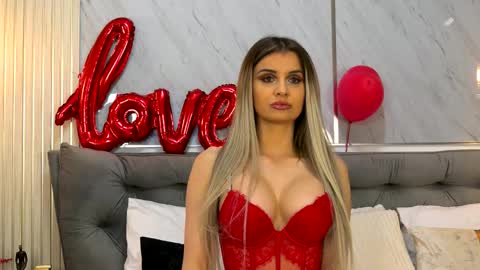 Snapshot of miacharm1 chatting on 02.24.26 Mia online show from 02.24.26