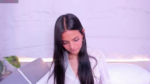 Snapshot of miacollins1_ chatting on 03.07.26 Mia online show from 03.07.26