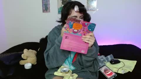 Snapshot of miadavisxx chatting on 04.19.26 Mia david online show from 04.19.26