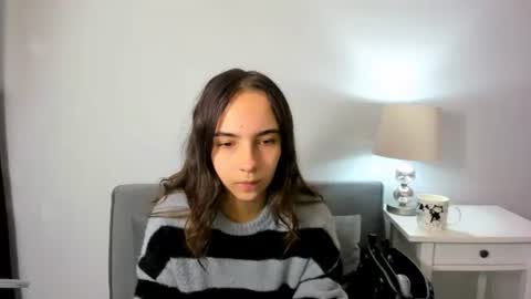 Mia online show from 11.19.25