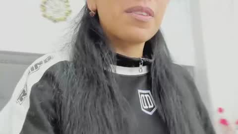 Mia Carter  Schedule 800 - 1430 gtm-5 online show from 06.21.26