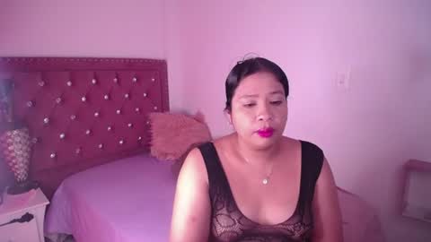 mia online show from 06.10.26