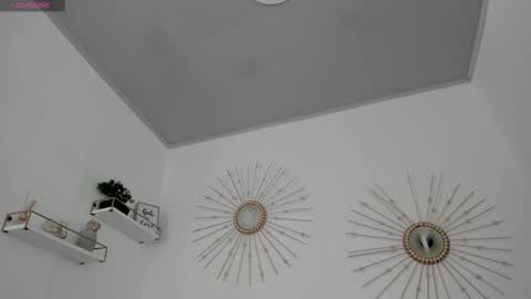 Miah Collins online show from 11.10.25