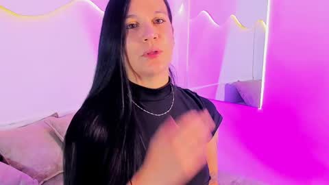 Snapshot of miahansson chatting on 05.24.26 MIA online show from 05.24.26