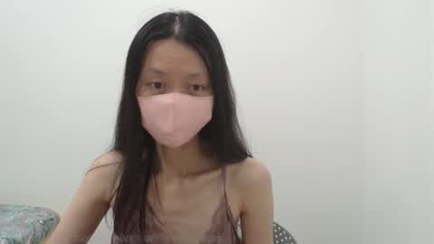 Snapshot of miahchan68 chatting on 10.04.25 miahchan68 online show from 10.04.25