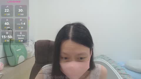 Snapshot of miahchan68 chatting on 10.25.25 miahchan68 online show from 10.25.25