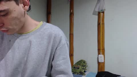 Mia  Sam online show from 03.04.25